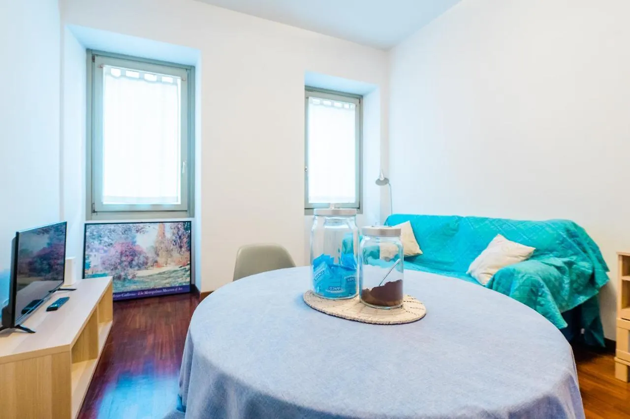 P&P Atmosfera Apartment Bergamo 0*,  Italia
